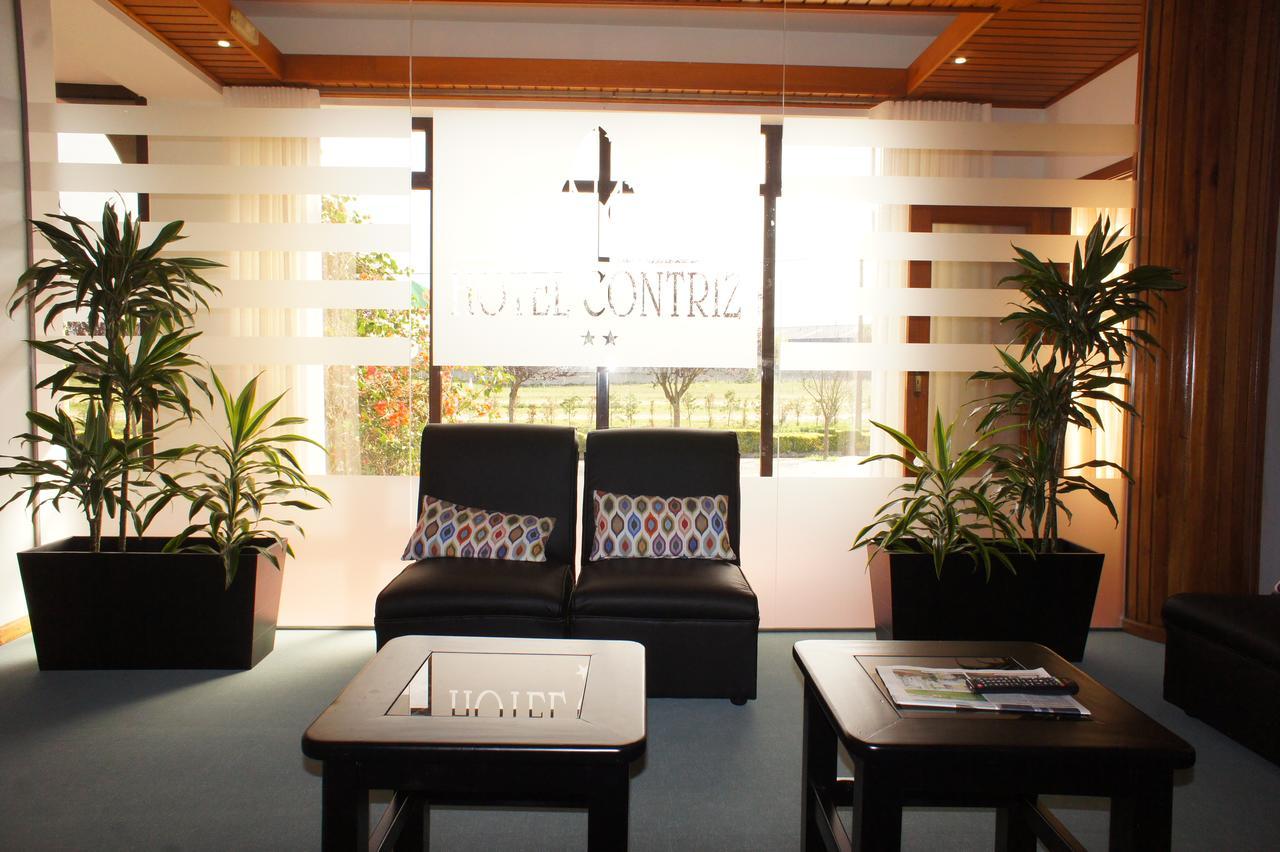 Hotel Contriz 포보아데바짐 외부 사진