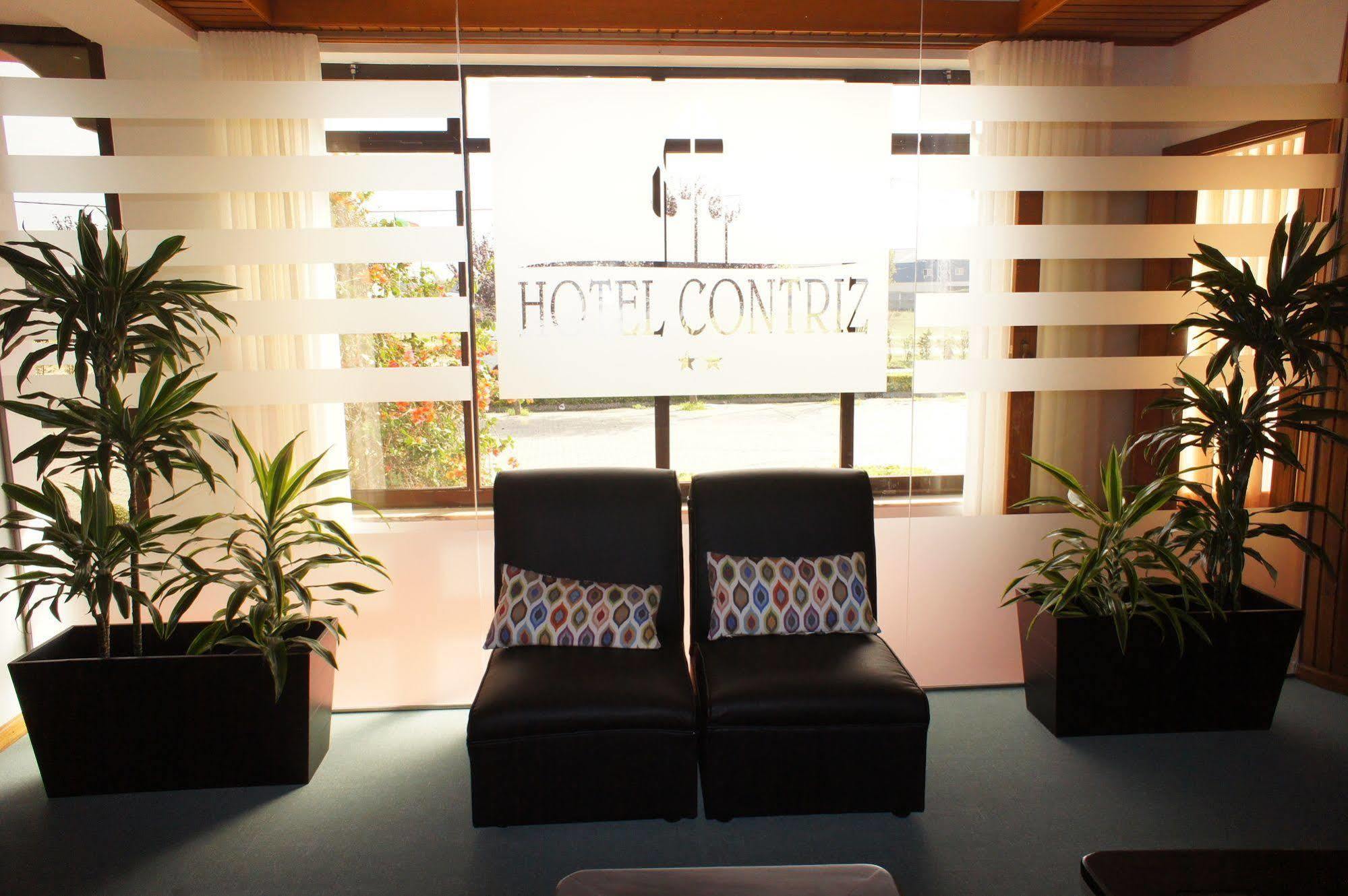 Hotel Contriz 포보아데바짐 외부 사진
